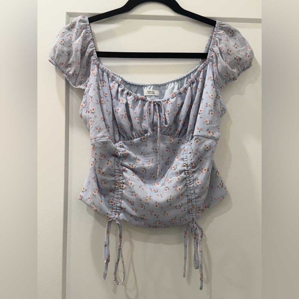 Active USA Blue Puff Sleeve Ruched Blouse